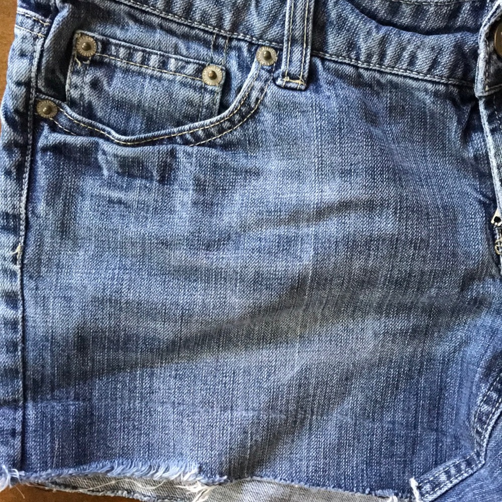 AE Denim Shorts - Picture 4 of 4